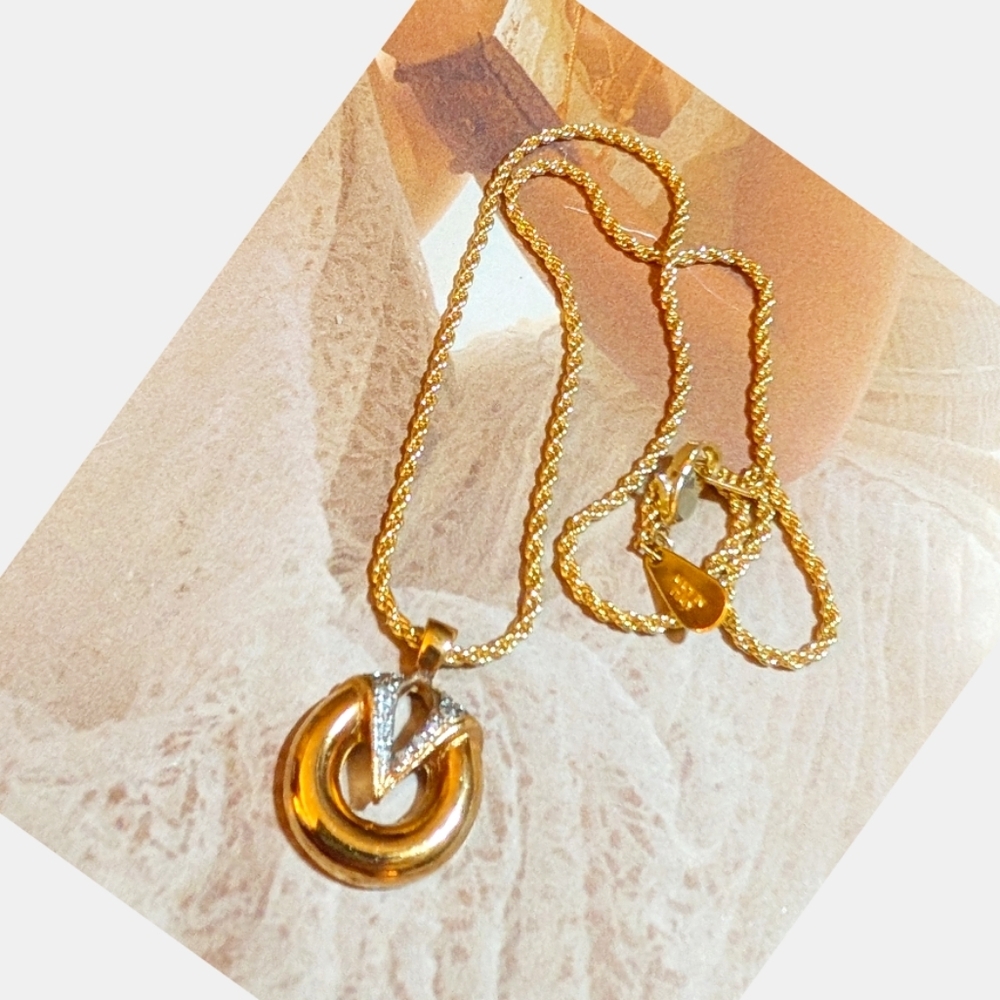 Valentino LOGO gold plated Vintage Necklace - Picture 2 of 5